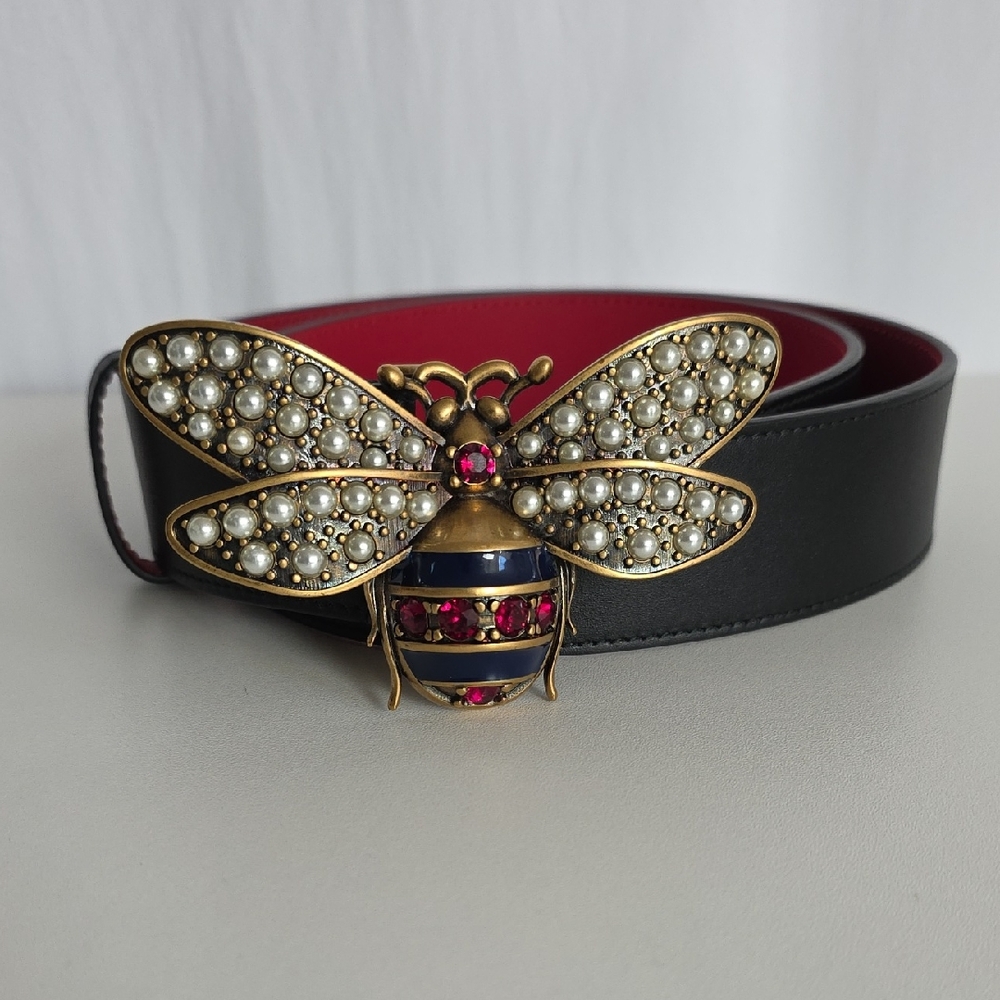 Gucci Black Leather Belt with Red Lined Interior and Pearl & Jewel Bee Buckle